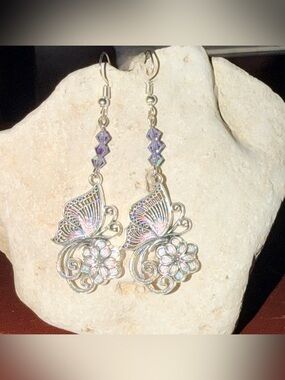 ✨Handmade✨Silver Butterfly Earrings with Purple Beads - Hypoallergenic